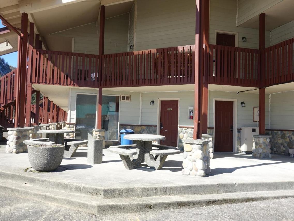 Seasons Motel Morton Rum bild